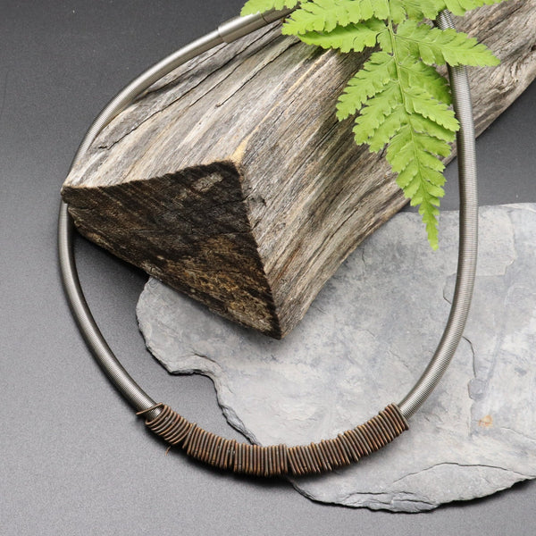 Collier "Browni" Stahl