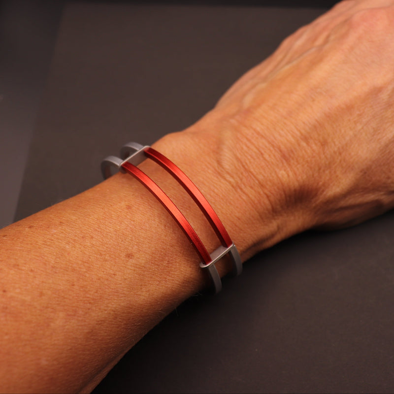 Armschmuck "2IN4" rot/silber