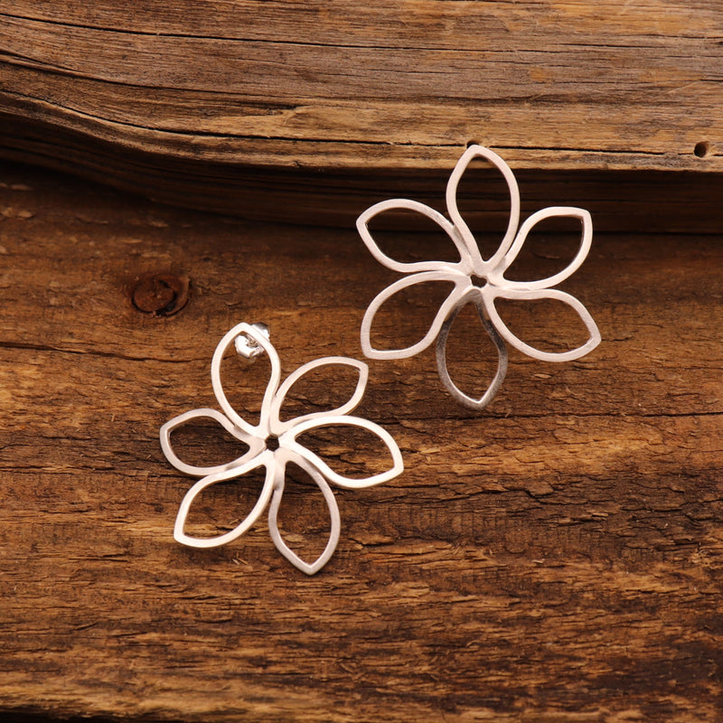 Ohrring "Blüte" Silber - richter schmuck + uhren